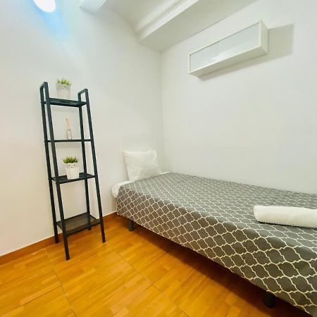 018 Principal Lof Apartment Barcelona Exterior photo